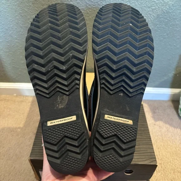 Sorel Women's Tivoli High Brown & Black Lace-Up Winter Boots - Picture 11 of 15